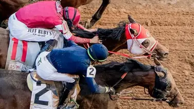 Esta fue la conmovedora reacción del jinete de Forever Young después del Kentucky Derby Esta fue la conmovedora reacción del jinete de Forever Young después del Kentucky Derby