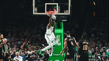 NBA: ¡Una paliza! Boston Celtics da el primer golpe a Cavaliers en las semifinales del Este