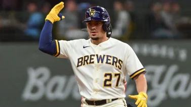 MLB: ¡Volteó el juego! Así fue el monumental jonrón de Willy Adames con Milwaukee Brewers (+Video)