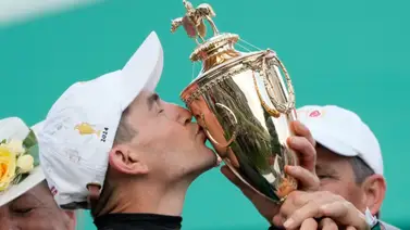 Jockey ganador del Kentucky Derby recibe esta importante distinción en Estados Unidos Jockey ganador del Kentucky Derby recibe esta importante distinción en Estados Unidos