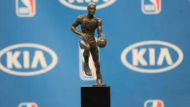 NBA: ¡Que mal inglés! ¿Cuándo fue la última vez que un jugador nacido en Estados Unidos ganó el MVP? NBA: ¡Que mal inglés! ¿Cuándo fue la última vez que un jugador nacido en Estados Unidos ganó el MVP?