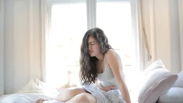 ¿Te duele el costado izquierdo del abdomen? Estas podrían ser las causas