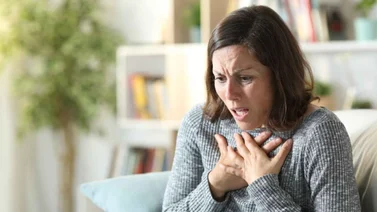 ¡Prepárate para una emergencia! Aprende a reconocer los síntomas de infarto en mujeres