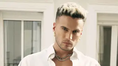 Gustavo Elis pone los pelos de punta con una dedicatoria especial a las madres en su día Gustavo Elis pone los pelos de punta con una dedicatoria especial a las madres en su día