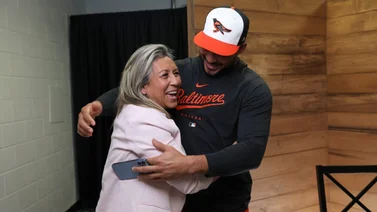 MLB: ¡Para llorar! Así fue el emotivo mensaje de Anthony Santander a su mamá (+Video)
