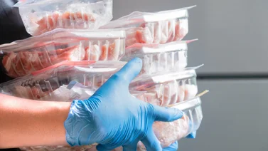 Retiran del mercado alimentos de consumo diario por sospecha de contaminación