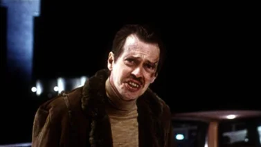 El tremendo golpe que recibió el actor Steve Buscemi en Nueva York 