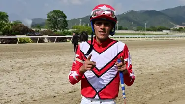 Mira lo que dice el aprendiz Carlos Brito de sus montas del domingo (+Video) Mira lo que dice el aprendiz Carlos Brito de sus montas del domingo (+Video)