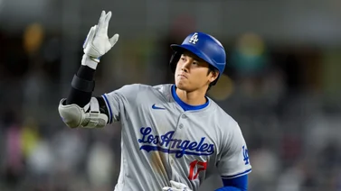 MLB: ¡A la banda contraria! Shohei Ohtani empata el liderato de vuelacercas con esta conexión de línea (+video)