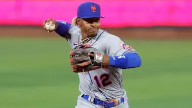 MLB: El guante con que Francisco Lindor rindió homenaje al ejército (+Foto) MLB: El guante con que Francisco Lindor rindió homenaje al ejército (+Foto)