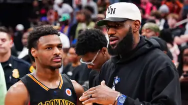 NBA: ¡De no creerse! LeBron James no cambiaría de equipo si los Lakers no eligen a Bronny en el Draft NBA: ¡De no creerse! LeBron James no cambiaría de equipo si los Lakers no eligen a Bronny en el Draft