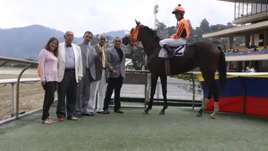 Entrenador que tiene cuatro años sin ganar en La Rinconada debuta este domingo con chance Entrenador que tiene cuatro años sin ganar en La Rinconada debuta este domingo con chance