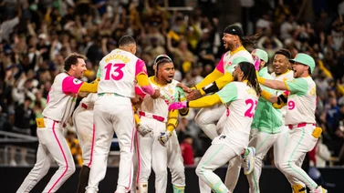 MLB: ¡Multi Regadera! Luis Arráez suma una asombrosa cifra de juegos multihits en mayo