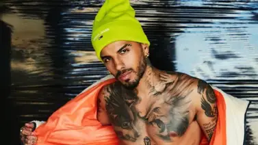 Rauw Alejandro muestra el paquete y los usuarios no lo perdonan: “Rosalía pasó fue hambre” (+Video) Rauw Alejandro muestra el paquete y los usuarios no lo perdonan: “Rosalía pasó fue hambre” (+Video)