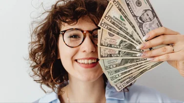 Descubre cómo romper creencias limitantes sobre el dinero y alcanzar la prosperidad
