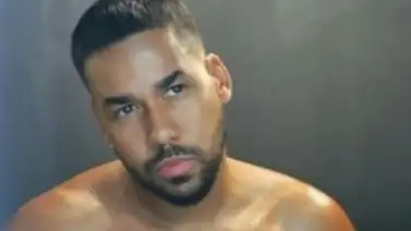 ¡Muchacho! Romeo Santos enciende la tarima con sus movimientos pélvicos ¡Muchacho! Romeo Santos enciende la tarima con sus movimientos pélvicos