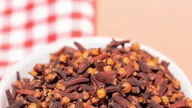 Beneficios de masticar clavos de olor que seguramente no conocías Beneficios de masticar clavos de olor que seguramente no conocías