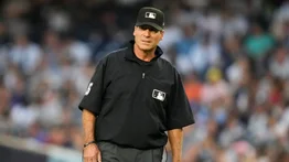 MLB: El árbitro más polémico anunció su retiro de las Grandes Ligas