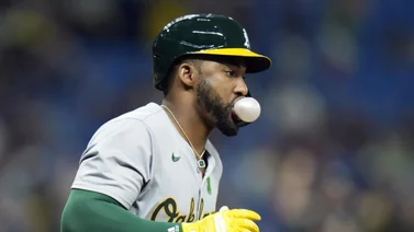 MLB: Miguel Andújar decidió triunfo de Oakland con su primer jonrón de la temporada (+Video)