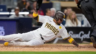MLB: Luis Arráez pone números similares a una leyenda de Padres de San Diego (+Video)