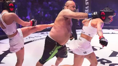 Así fue la polémica pelea de MMA en la que un peleador golpeó a dos mujeres (+Video)