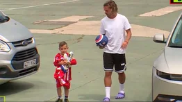 El gesto inolvidable del Atlético de Madrid con pequeño aficionado (+video)