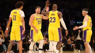 NBA: ¿Se le acaba el tiempo? Los Ángeles Lakers estarían planeando traspasar a esta figura NBA: ¿Se le acaba el tiempo? Los Ángeles Lakers estarían planeando traspasar a esta figura