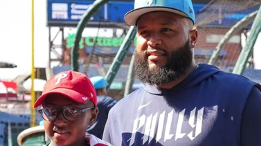MLB: José Alvarado cumplió el sueño de un niño en Filadelfia (+Video)