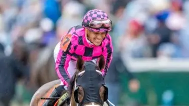 Javier Castellano se luce en Churchill Downs y se lleva el Pat Day Mile de $600,000 Javier Castellano se luce en Churchill Downs y se lleva el Pat Day Mile de $600,000