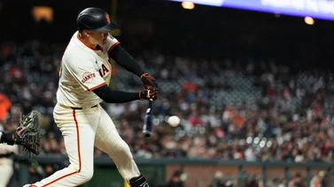 MLB: Gigantes le dan un descanso a Wilmer Flores