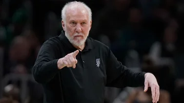 NBA: Gregg Popovich reaparece en público y se autoproclama como el "Jefe" de San Antonio (+video)