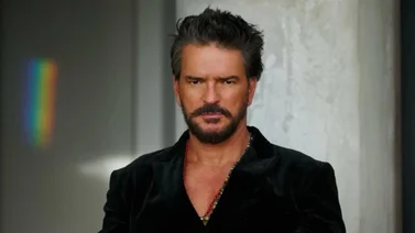 Multan a Ricardo Arjona y su reacción se vuelve viral en redes (+Video)