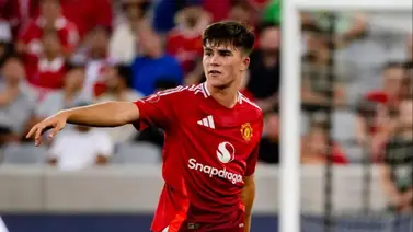 Manchester United buscará nuevo acuerdo con este defensa de 18 años Manchester United buscará nuevo acuerdo con este defensa de 18 años