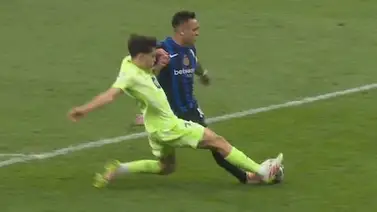 UEFA Champions League: ¿Fue penal o no? La polémica falta del Barcelona que podría costarle su eliminación ante el Inter de Milán UEFA Champions League: ¿Fue penal o no? La polémica falta del Barcelona que podría costarle su eliminación ante el Inter de Milán