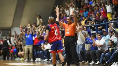SPB: ¡Histórico! Toros de Aragua hace debutar al jugador más joven del baloncesto venezolano SPB: ¡Histórico! Toros de Aragua hace debutar al jugador más joven del baloncesto venezolano