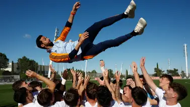 ¿Candidato para el primer equipo? Arbeloa gana otro título en las inferiores del Real Madrid ¿Candidato para el primer equipo? Arbeloa gana otro título en las inferiores del Real Madrid