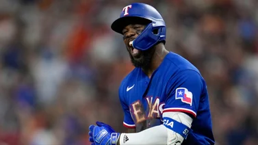 MLB: Así fue el jonrón de Adolis García ante los Medias Rojas de Boston (+Video)