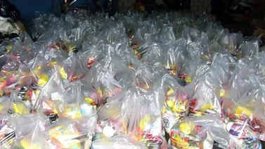 Bolsas del CLAP: Ministerio de educación entrega productos a maestros en Caracas