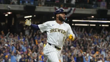 MLB: Jackson Chourio la sacó a 402 pies para sumar su primer jonrón de mayo (+Video)