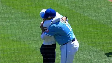 MLB: ¡Inolvidable! Salvador Pérez compartió un emotivo momento con su madre (+Video) MLB: ¡Inolvidable! Salvador Pérez compartió un emotivo momento con su madre (+Video)