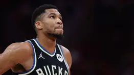 NBA: El futuro de Giannis Antetokounmpo podría estar lejos de Milwaukee (+detalles)