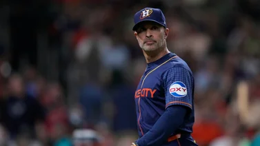 MLB: ¡Con todo! Mánager de los Astros rompe el silencio tras amenazas contra uno de sus peloteros