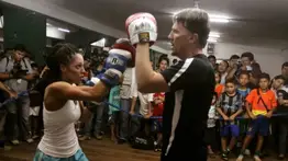 Boxeadora es internada en un psiquiátrico por golpes recibidos en el ring