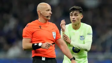 UEFA castiga al árbitro que pitó en la polémica eliminación del FC Barcelona en la Champions League UEFA castiga al árbitro que pitó en la polémica eliminación del FC Barcelona en la Champions League