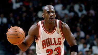 ¡Oficial! Michael Jordan regresa a la NBA