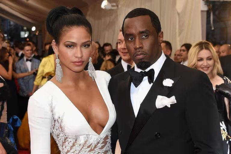 Sean “Diddy” Combs sometió a su exnovia a un acto inhumano