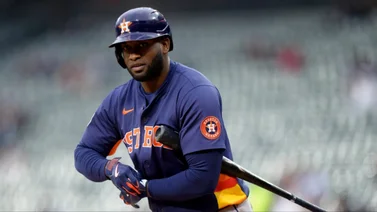 MLB: Yordan Álvarez se recupera tras incidente en práctica de bateo (+Info)