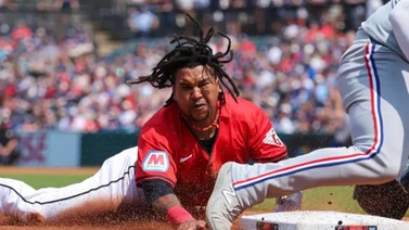 MLB: José Ramírez se estafa tres bases en un juego y supera a figura de la franquicia