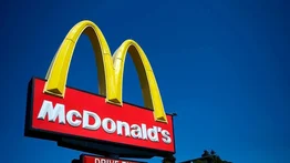 ¿Buscas empleo? McDonald’s abre miles vacantes para el verano 