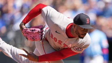 MLB: Aroldis Chapman, el hombre con el pitcheo más rápido en siete franquicias distintas (+Video)